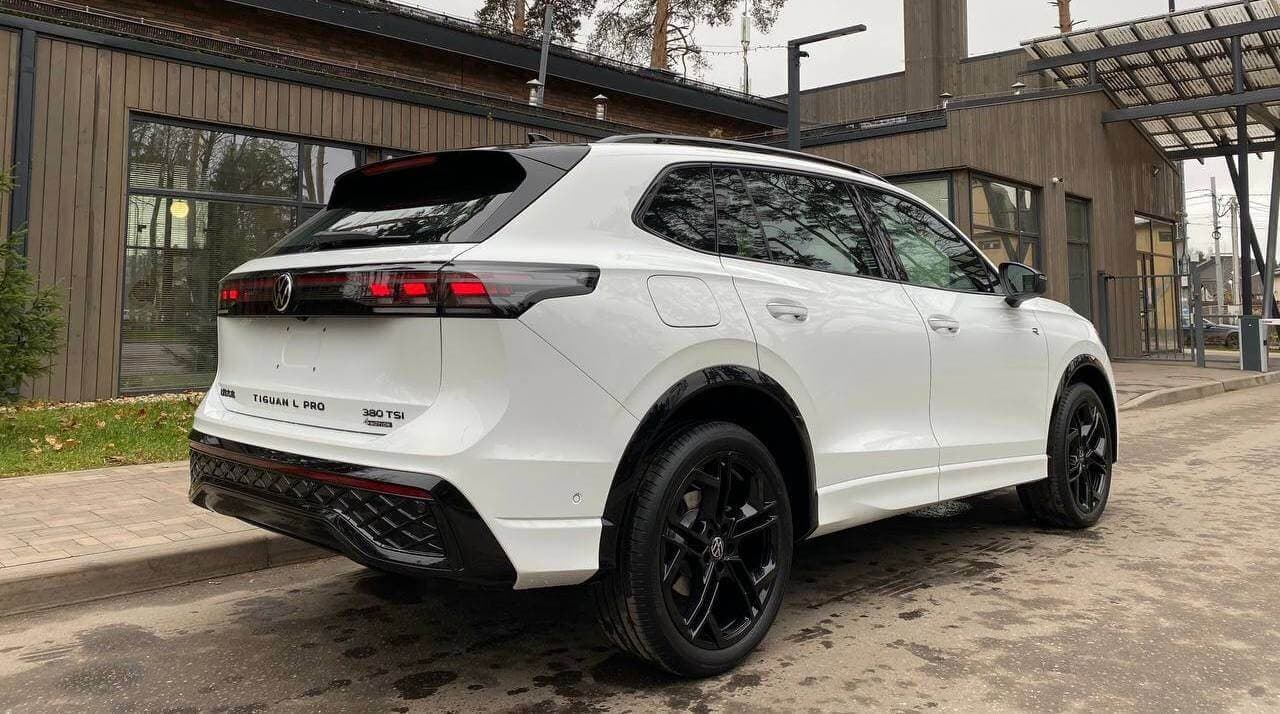 Volkswagen Tiguan L PRO 2026 — фото 2